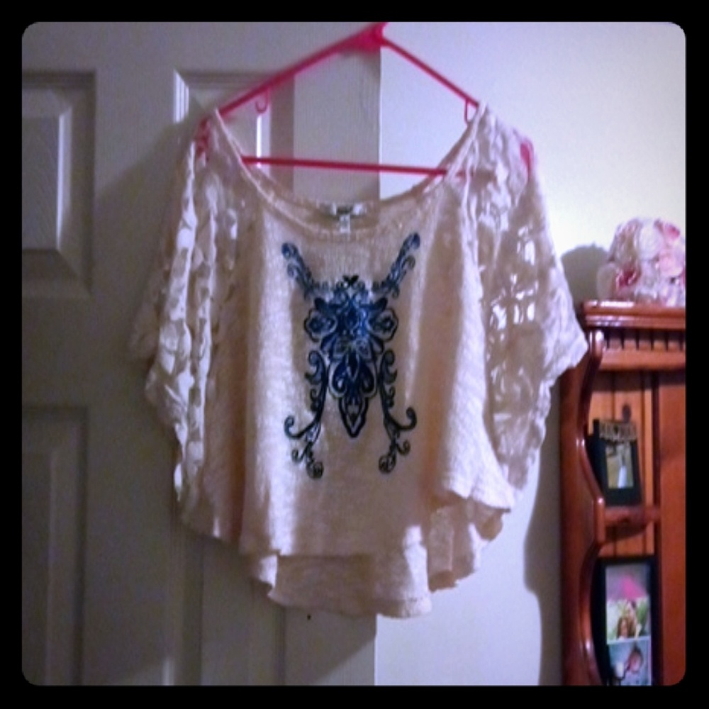 Creme laced crop top